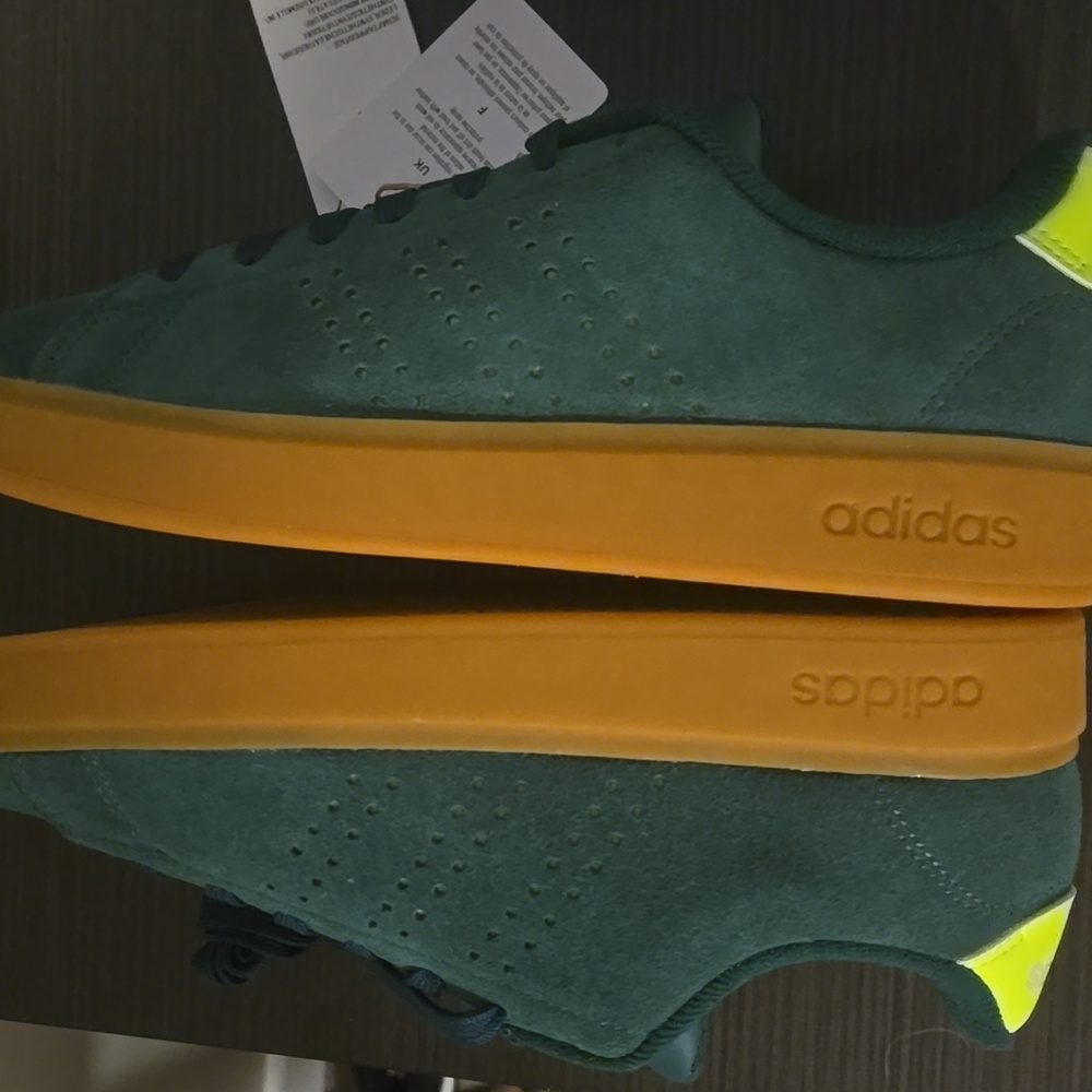 Adidas Advantage 2 0 Green Suede with Gum Sole Mens Size 7 NWT - Picture 2 of 8
